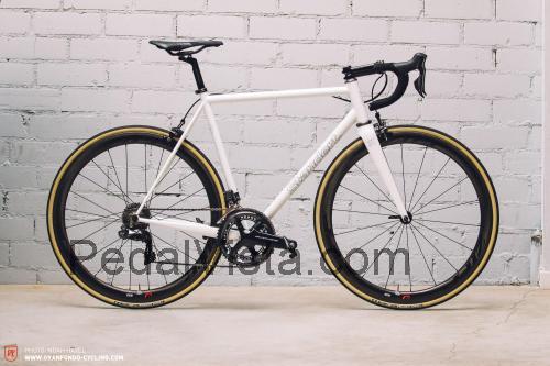 Standert Triebwerk specs and reviews